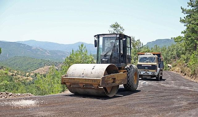 Alanya Şıhlar Mahalle yolu asfalta kavuştu Alanya Şıhlar Mahalle yolu asfalta kavuştu