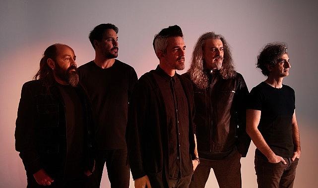 “Kargo" Yapı Kredi bomontiada World Akustik sahnesinde “Kargo" Yapı Kredi bomontiada World Akustik sahnesinde