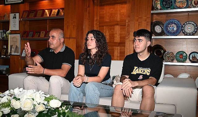 Başarılarını Başkan Topaloğlu ile paylaştılar Başarılarını Başkan Topaloğlu ile paylaştılar