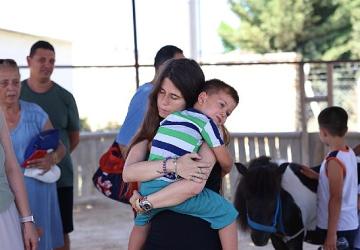 Başkan Denizli özel gereksinimli çocuklarla at çiftliği gezisinde buluştu