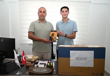 Gençlik meclisinden anlamlı bağış