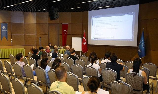 Uzmanlar Uyardı: “Cilt Kanserine Karşı Mutlaka Koruyucu Ekipmanlar ve Güneş Koruyucu Kullanılmalı" Uzmanlar Uyardı: “Cilt Kanserine Karşı Mutlaka Koruyucu Ekipmanlar ve Güneş Koruyucu Kullanılmalı"