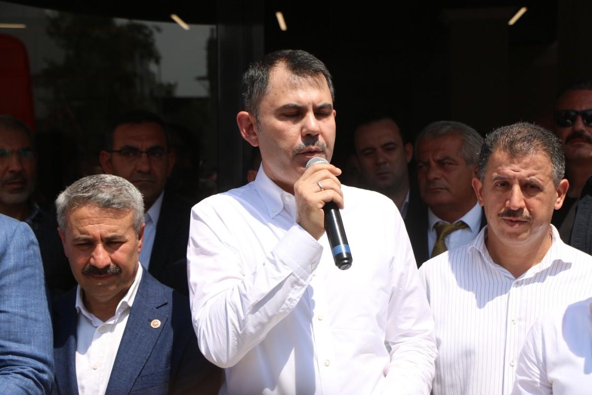 Bakan Kurum’dan Adıyamanlılara müjde: ‘Kiracılara sosyal konut projesi’ - Videolu Haber Bakan Kurum’dan Adıyamanlılara müjde: ‘Kiracılara sosyal konut projesi’ - Videolu Haber