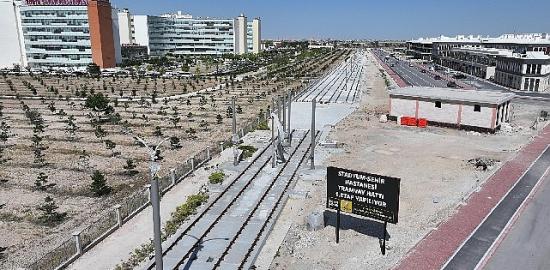 Başkan Altay, Bakan Uraloğlu'nun Katılımıyla Gerçekleşecek Stadyum-Şehir Hastanesi Tramvayı 2. Etap Temel Atma Törenine Konyalıları Davet Etti