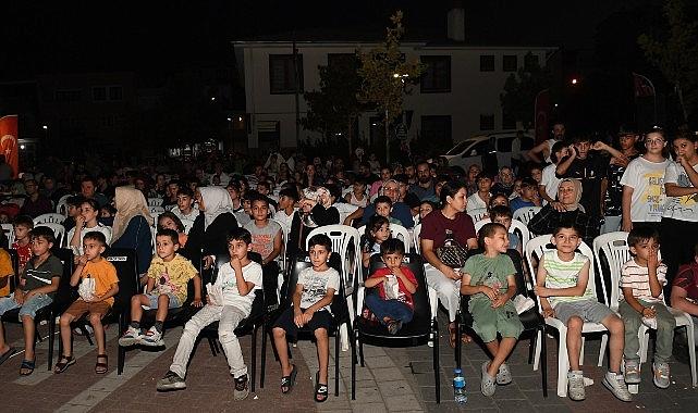 Osmangazi Belediyesi'nin sinema gecelerine yoğun ilgi