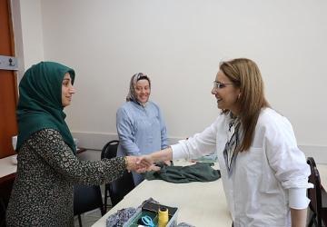 Başkan Vekili Abiş'ten, KO-MEK'te aşure ikramı