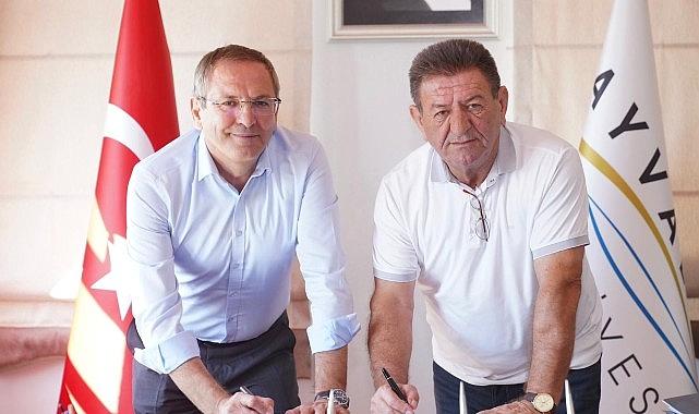 Kadrolu işçilerin maaş ve sosyal haklarında artış sağlandı Kadrolu işçilerin maaş ve sosyal haklarında artış sağlandı