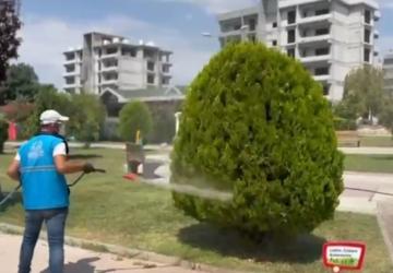 Adıyaman Belediyesi park ve yeşil alanlarda ilaçlama çalışmalarını sürdürüyor - Videolu Haber