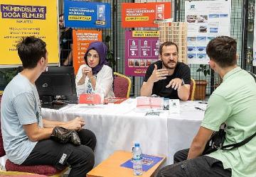 KTO Karatay Üniversitesi, Tercih ve Tanıtım Merkezi ile Üniversite Adaylarının Yanında