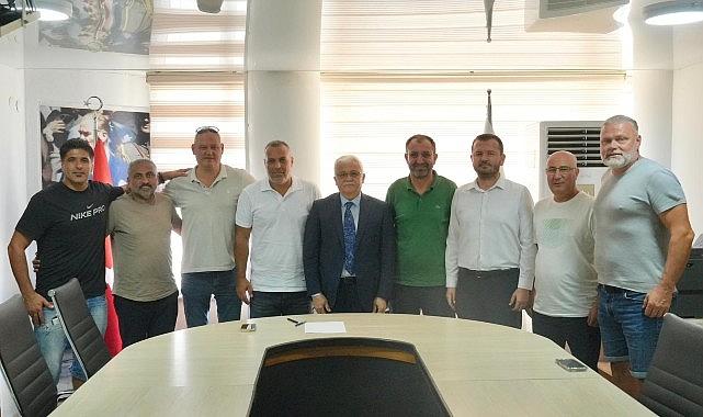 Burhaniye Belediyespor'da Alper Yeşil Dönemi Başladı
