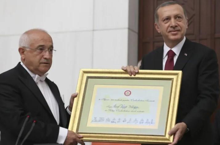 12. Cumhurbaşkanı Erdoğan’ın Görevde 11. Yılına İletişim’den Mesaj 12. Cumhurbaşkanı Erdoğan’ın Görevde 11. Yılına İletişim’den Mesaj