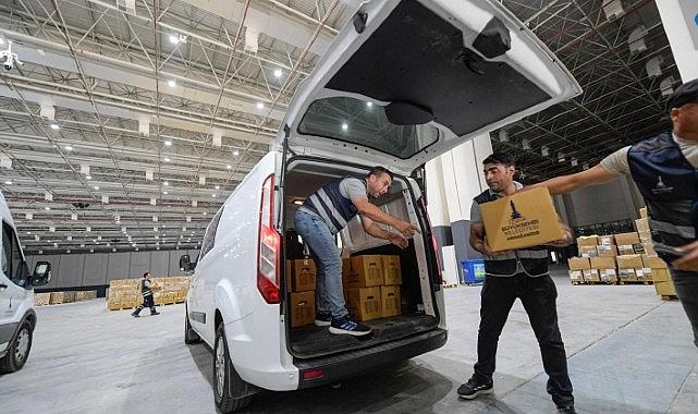 Tugay: Komşusu açken tok yatamayan kültürden geliyoruz