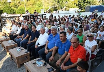 Kursiyerlere sertifikaları düzenlenen törenle verildi