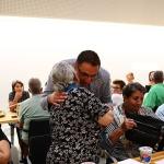 Yiğit, Cemevine konuk oldu, hayır lokmasını paylaştı