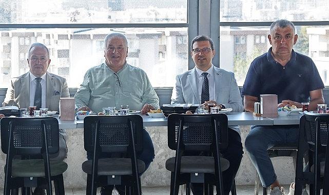 Nilüfer Belediyespor Kulübü Bursa voleyboluna yön verenlerle buluştu