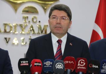 Balıkesir depreminde yıkılan binayla ilgili 2 kişi gözaltına alındı