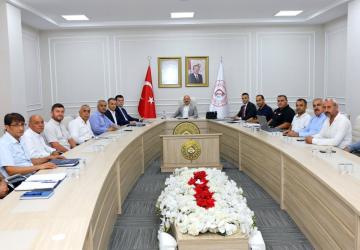 Vali Varol, Köy Muhtarlarıyla Bir Araya Geldi: Sorunlar dinlendi, çözüm önerileri masaya yatırıldı
