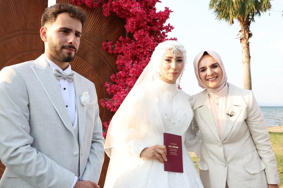 Evlenecek gençlere indirim desteğinde kapsam genişledi: 19 firma daha kampanyaya katıldı Evlenecek gençlere indirim desteğinde kapsam genişledi: 19 firma daha kampanyaya katıldı