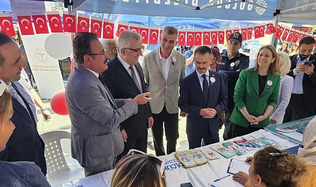 Gölcük'te Sağlık Sokağına Yoğun İlgi