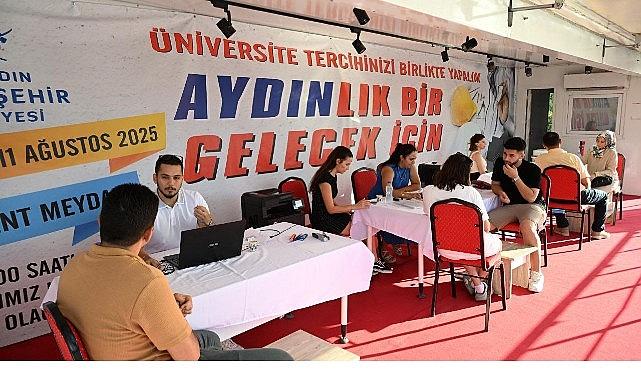 Başkan Çerçioğlu'ndan Gençlere YKS Desteği: Tercih Tırı Üniversite Adaylarının Hizmetinde