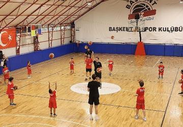 Geleceğin basketbolcuları Çankaya'da yetişiyor