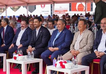 Cumhuriyet Tarihinin En Büyük Karakucak Güreşleri Keçiören'de Başladı