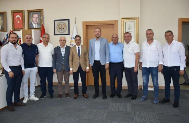 Sakarya Trabzonlular Derneği, Adapazarı ve Erenler’de Buluştu Sakarya Trabzonlular Derneği, Adapazarı ve Erenler’de Buluştu