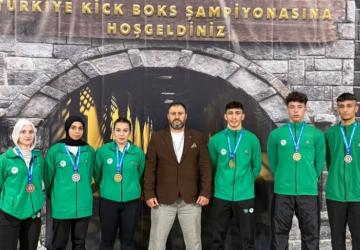 Konya Meram’dan Millî Kick Boksçulara Güçlü Destek
