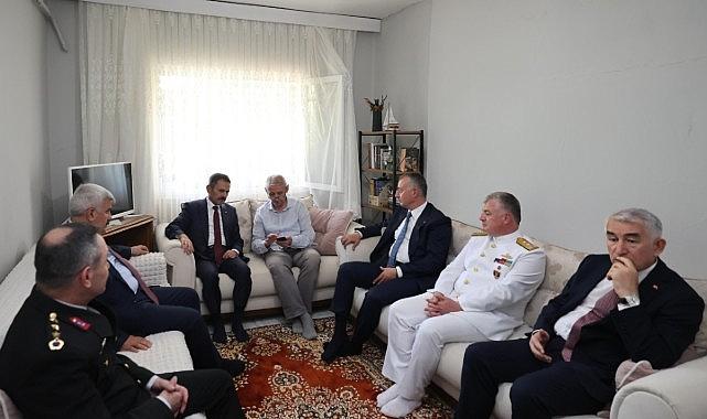 Anlamlı günde anlamlı ziyaretler Anlamlı günde anlamlı ziyaretler