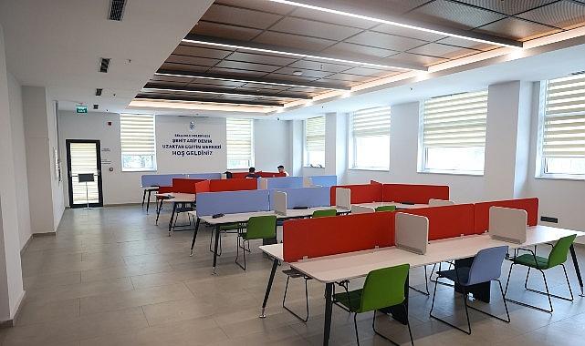 Selçuklu Gençlik Merkezi Yeni Yerinde Yine Gençlerin Hizmetinde Selçuklu Gençlik Merkezi Yeni Yerinde Yine Gençlerin Hizmetinde