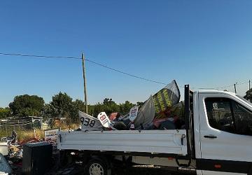 Nilüfer'de kent estetiğini bozan tabelalara müdahale