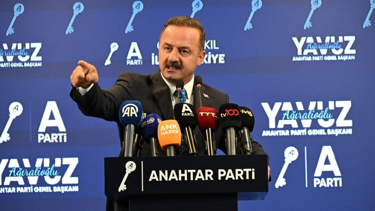 Ağıralioğlu: 'Siz milletinize yaslanmak yerine PKK'ya yaslanmaya karar verdiniz' Ağıralioğlu: 'Siz milletinize yaslanmak yerine PKK'ya yaslanmaya karar verdiniz'