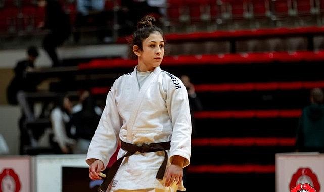 Osmangazi'nin milli judocusu Avrupa Şampiyonası'nda mindere çıkıyor Osmangazi'nin milli judocusu Avrupa Şampiyonası'nda mindere çıkıyor