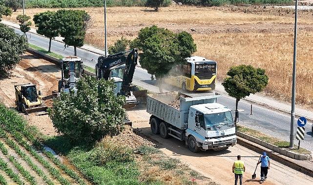 Başkan Çerçioğlu, Aydın'ın tüm ilçelerinde yol yapım ve yenileme çalışmalarını sürdürüyor Başkan Çerçioğlu, Aydın'ın tüm ilçelerinde yol yapım ve yenileme çalışmalarını sürdürüyor