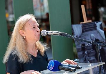 ​Usta gazeteci İsmail Sivri Konak'ta anıldı