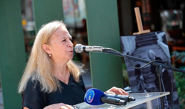 ​Usta gazeteci İsmail Sivri Konak'ta anıldı