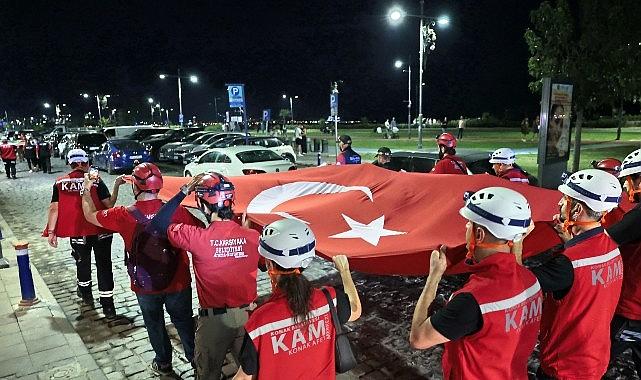 Konak'ta sessiz yürüyüş Konak'ta sessiz yürüyüş