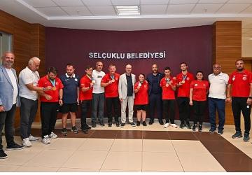 Başkan Pekyatırmacı Avrupa Şampiyonu Özel Millî Sporcuları Ağırladı
