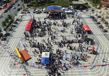 Bağcılar, Çocuk Şöleni ve Maratonu'na ev sahipliği yaptı