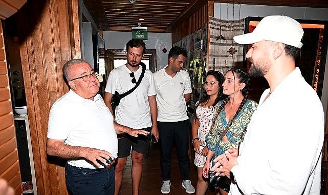 Sosyal medya fenomenleri Kemer'de Sosyal medya fenomenleri Kemer'de