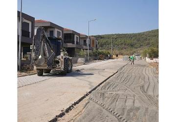 Cunda (Alibey) Adası'nda Yol Yenileme Çalışmaları