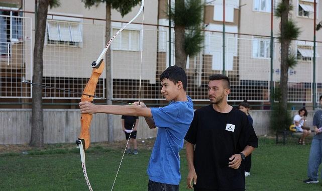 Okçuluğa Büyük İlgi: Başkan Çerçioğlu Çocukları Spora Kazandırıyor Okçuluğa Büyük İlgi: Başkan Çerçioğlu Çocukları Spora Kazandırıyor