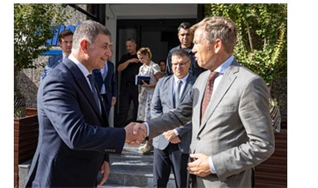 Hollanda Büyükelçisi Wijnands Başkan Tugay'ı Ziyaret Etti