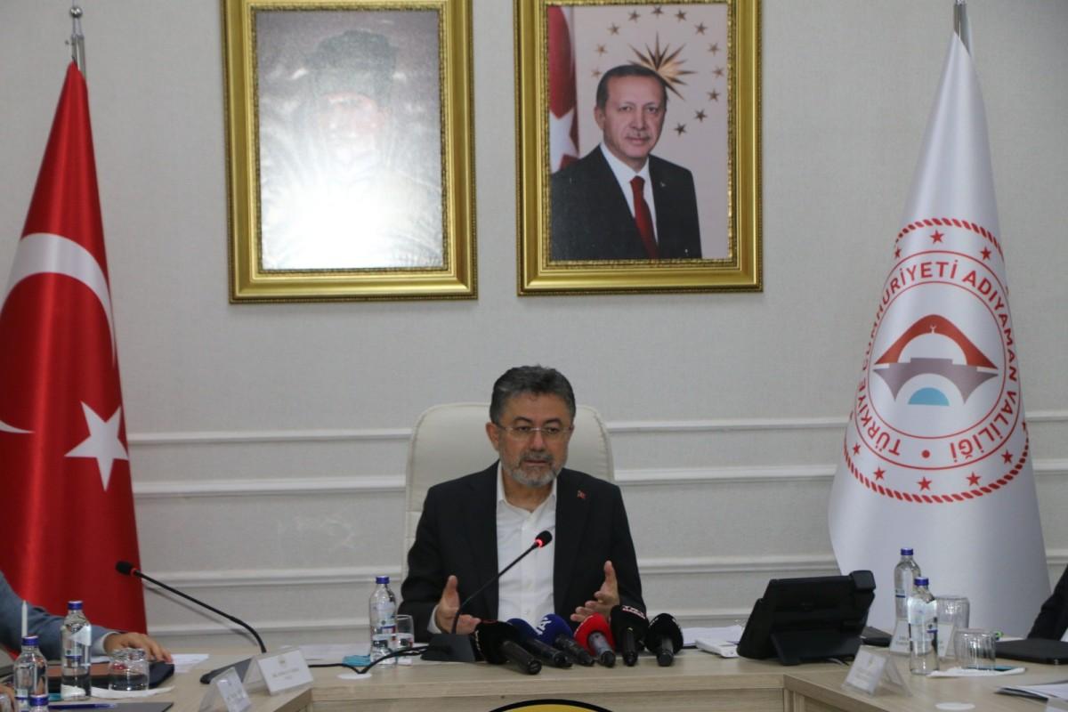 Bakanı Yumaklı Adıyaman’da Sektör Temsilcileriyle Buluştu: Tarımda Türkiye Yüzyılı Vurgusu Bakanı Yumaklı Adıyaman’da Sektör Temsilcileriyle Buluştu: Tarımda Türkiye Yüzyılı Vurgusu
