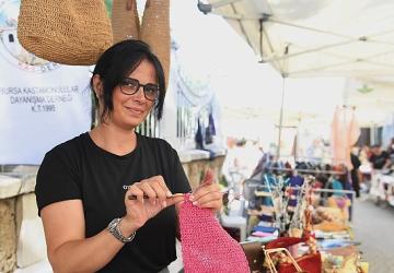 Osmangazi Belediyesi üreten kadınların yanında