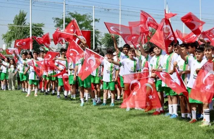 Sporun Geleceği Kayseri Şeker'le Şekilleniyor Sporun Geleceği Kayseri Şeker'le Şekilleniyor