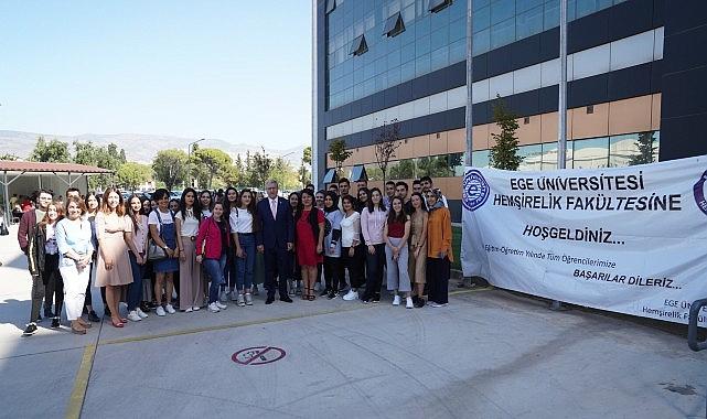 EÜ Hemşirelik Fakültesi hemşirelik eğitiminde öncü rolünü sürdürüyor EÜ Hemşirelik Fakültesi hemşirelik eğitiminde öncü rolünü sürdürüyor