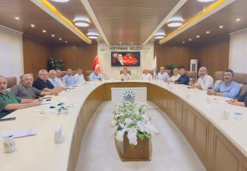 Adıyaman'da su kesintileri gündem oldu: Muhtarlar ASKİM Müdürü ile bir araya geldi