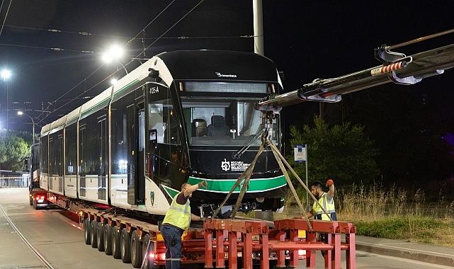 8'inci tramvay konforlu ulaşım ailesine katıldı 8'inci tramvay konforlu ulaşım ailesine katıldı