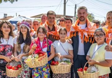 Başkan Tugay Bardacık Şenliği'ne katıldı